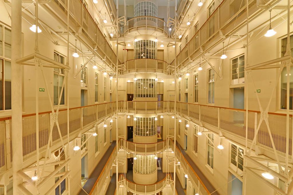 Afribode Old Mutual Apartments - Acacia Place Cape Town Dış mekan fotoğraf
